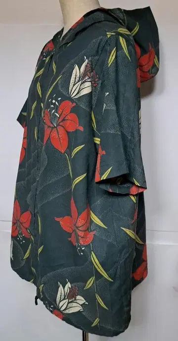 유카타 리메이크 후드티 꽃무늬 후드 부착 다크 그린
