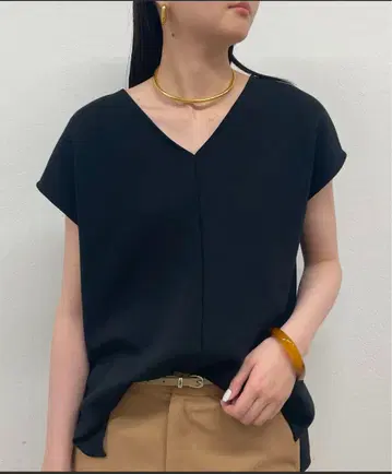 LOUNGEDRESS 분또 프렌치 풀오버 이번 시즌