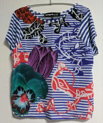 Desigual M 사이즈 스트라이프 꽃무늬 티셔츠