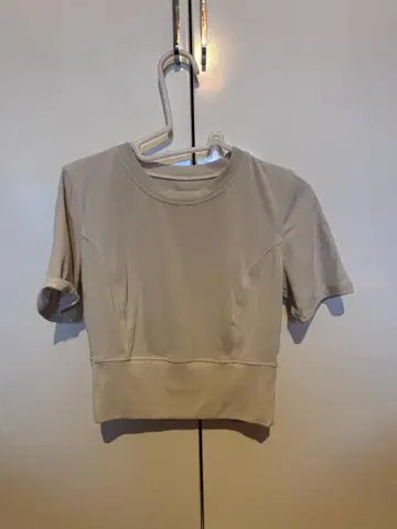 Lululemon 룰루레몬 트위스트 백 리브 반팔 셔츠 화이트 (US6)