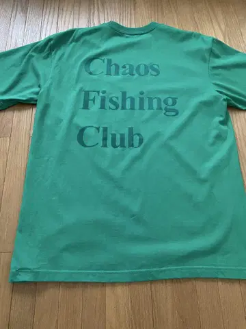 Chaos Fishing Club 티셔츠 L 사이즈