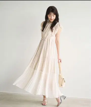 cocodeal 플리츠 티어드 프릴 원피스 아이보리 코코딜