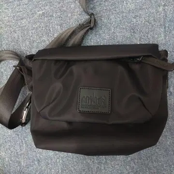 맨해튼 포티지 블랙 라벨 MESSENGER BAG S 사이즈