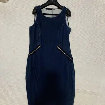 LOVE MOSCHINO 슬리브리스 데님 맨투맨 원피스