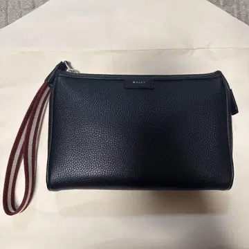 새상품급 BALLY 클러치백