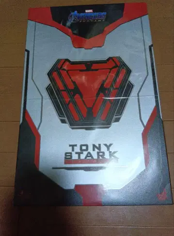 Tony Stark 1/6 스케일 피규어 핫토이즈 토니 스타크