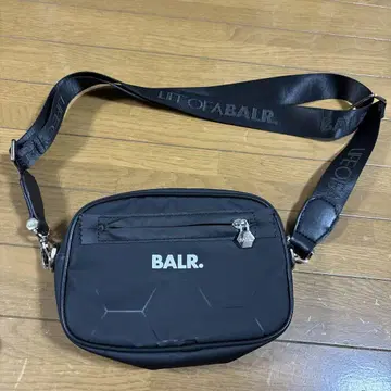 BALR. 블랙 숄더백