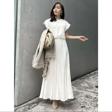 린넨 블렌드 벌룬 숄더 원피스 anuans