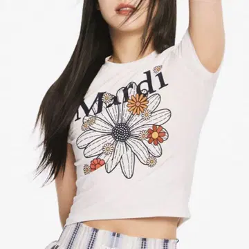 Mardi Mercredi 마르디메크르디 크롭 티셔츠