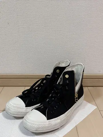 컨버스 블랙 하이컷 스니커즈