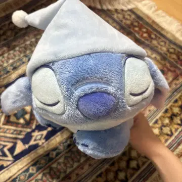 스티치 봉제 인형