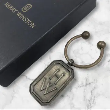 해리 윈스턴 키링 HW 로고 참 키링 금속 소재