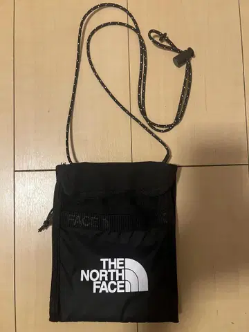 THE NORTH FACE 블랙 사코슈