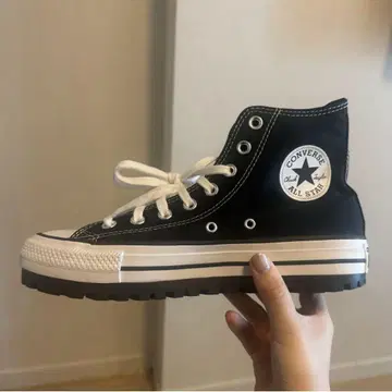 CONVERSE 블랙 스니커즈 7.5 / 9