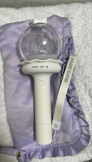 FRUITS ZIPPER OFFICIAL FAN LIGHT