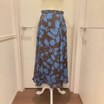UNITED ARROWS 빅 플라워 플레어 스커트