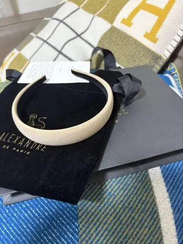 ALEXANDRE DE PARIS 머리띠