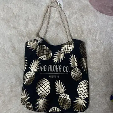 TAG ALOHA CO. 파인애플 패턴 토트백