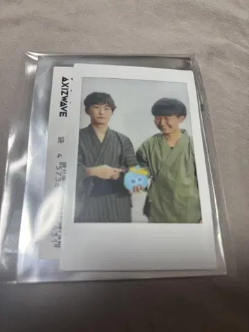 AXIZ WAVE 타카코 앳 폴라로이드