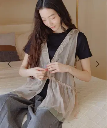 니코앤드 niko and 모듬 프릴 튜닉 베스트 미사용품