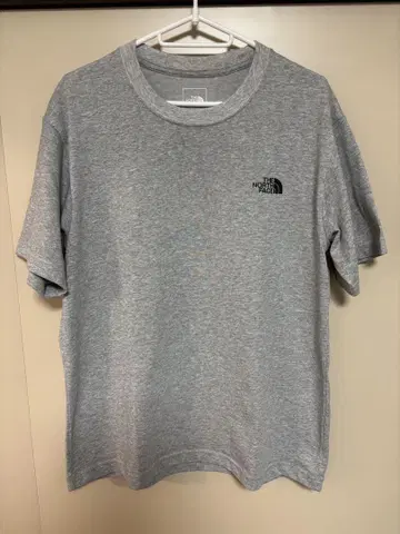 The North Face 그레이 티셔츠 백 프린트