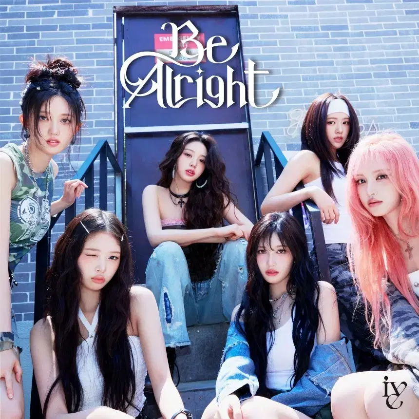 IVE イソ 6枚セット IVE | 아이브 Ive Japanese single Volight album set, 6 each