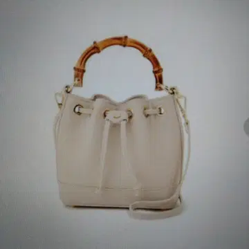 핑키&다이앤 컨디션 최상 대나무 핸들 복조리 백 베이지