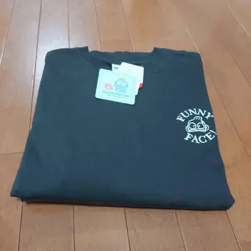 [미사용 새상품] 한교동 엠보싱 셔츠 아베일 산리오 M 사이즈