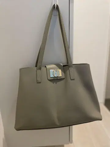 FURLA 토트백