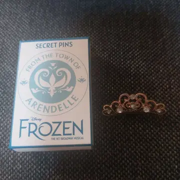 Disney Frozen Secret Pins 크라운 핀