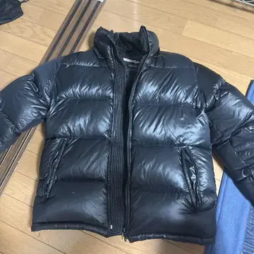 BEAMS 블랙 다운 자켓