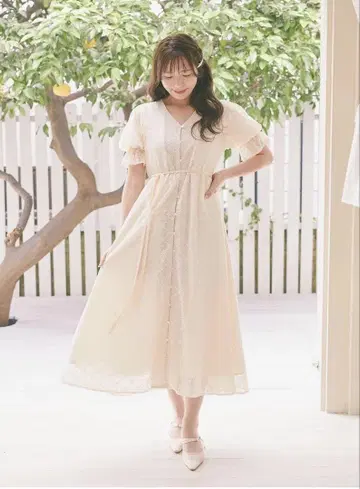 Areeam 아림 아이냥 프론트 오픈 레이스 원피스 아이보리