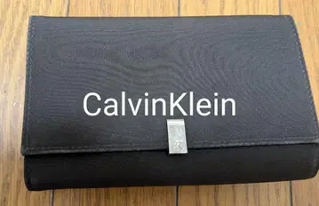 Calvin Klein 블랙 3단 지갑