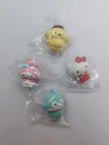 산리오 캐릭터즈 푹신푹신 플로키 인형 4종 세트