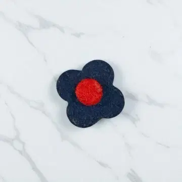 LARDINI 정품 부토니에르 펠트