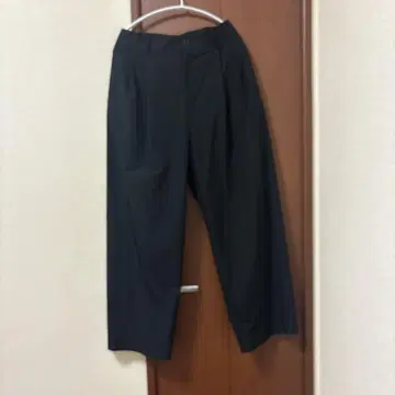 MARW UNITED ARROWS 드레이프 턱 팬츠