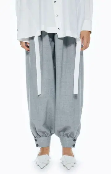 [새상품 택 포함] CUFF-HEM BALLOON-PANTS