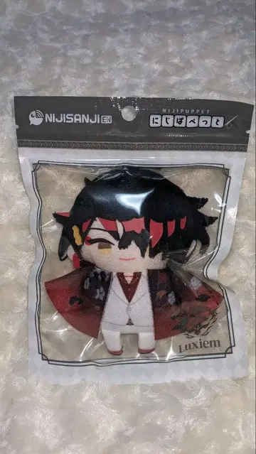 Luxiem 복스 아쿠마 니지파펫