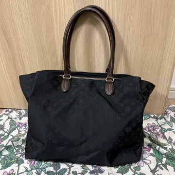 러셋 토트백 블랙