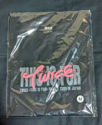 TWICE THIS IS FOR 티셔츠 허벅지 MOMO M 사이즈