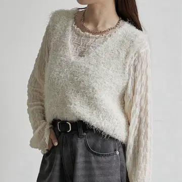 Thevon. 페더 얀 V 넥 베스트