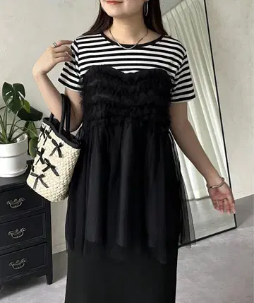 택 포함 새상품 프로즈 베일 프릴 튤 도킹 페플럼 티셔츠 보더
