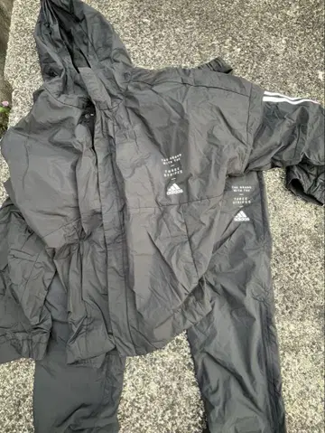adidas 블랙 윈드브레이커