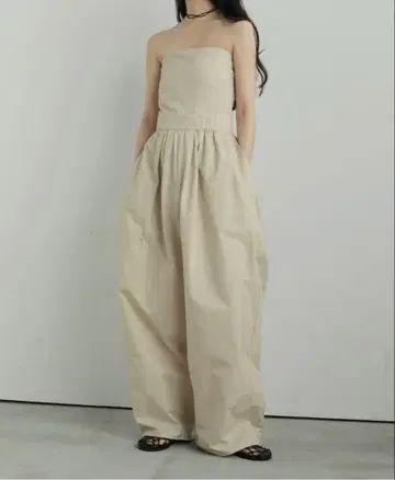 anuke 안누크 Wide Bare Combinaison 미사용