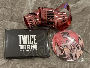 TWICE THIS IS FOR 업그레이드 혜택 트레이딩 카드 캔뱃지