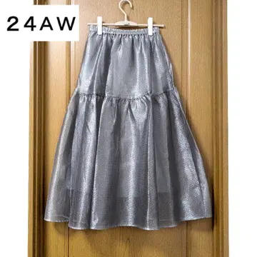 24 AW 고품질 UNITED ARROWS 스켈레톤 샤인 자카드 스커트