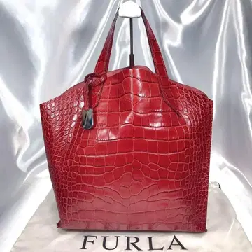 훌라 FURLA 핸드백 토트백 가죽 레드