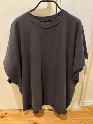 YEEZY 셔츠