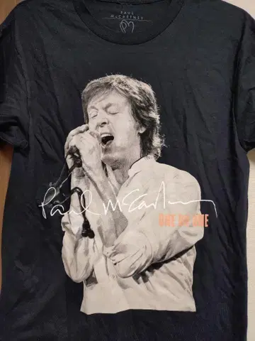 Paul McCartney ONE ON ONE 티셔츠