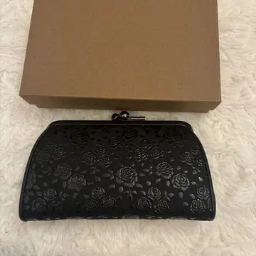 인덴야 장미 무늬 블랙 더블 가마구치 코인 케이스